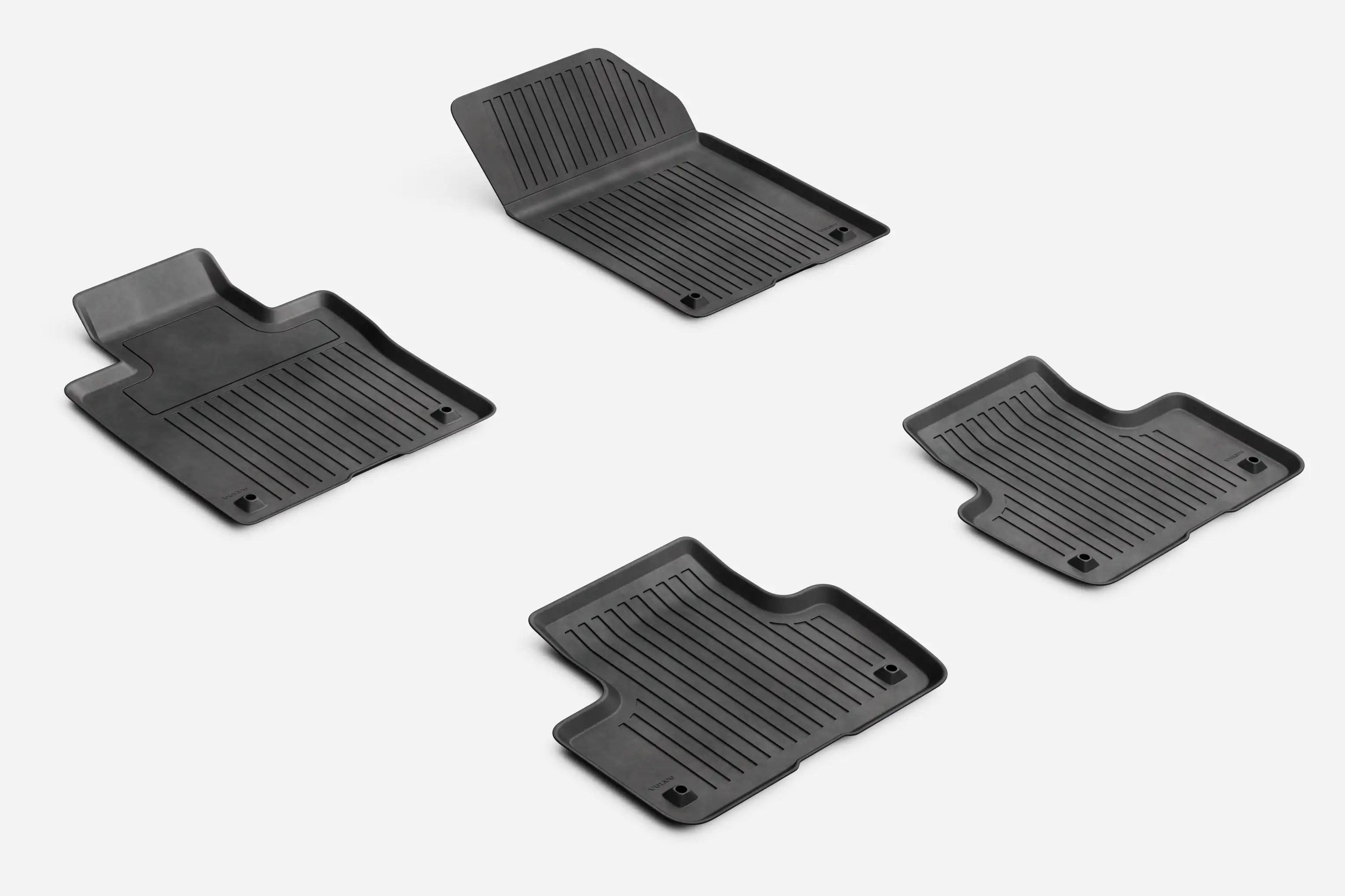 Waterdichte Volvo XC60 rubbermatten set, eenvoudig te reinigen en voorzien van antislipprofiel.